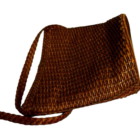 Nine West chocolate color vintage woven shoulder bag/ cross body. Medium size. - Picture 3 of 4